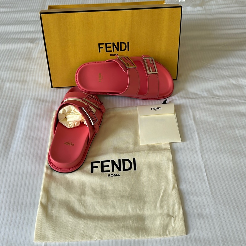 Sandals Fendi